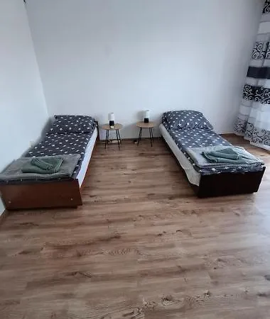 Dom Na Kraju Apartment Lomnica Zdroj