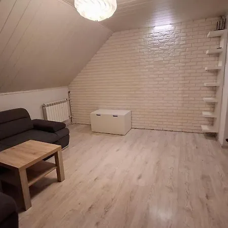 Apartment Dom Na Kraju Lomnica Zdroj